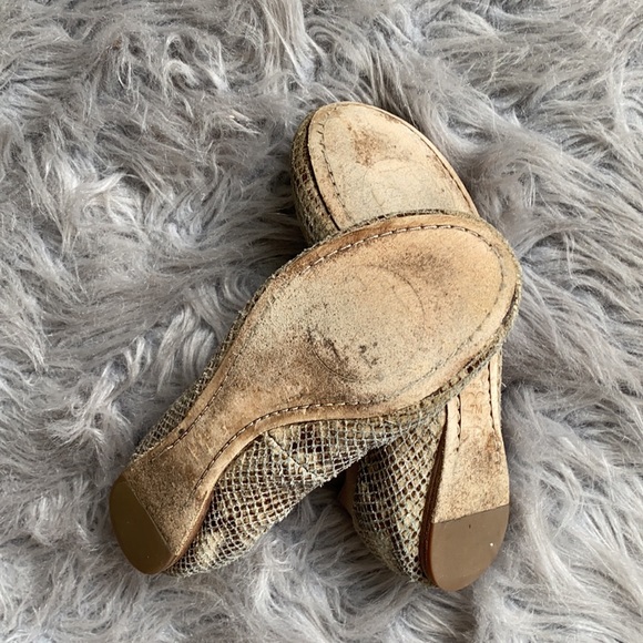 Tory Burch Flats 7 - Picture 6 of 8
